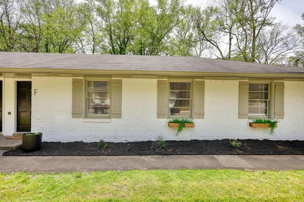 Cozy French Cottage 1/2 Mi From Covington Square Eksteriør billede